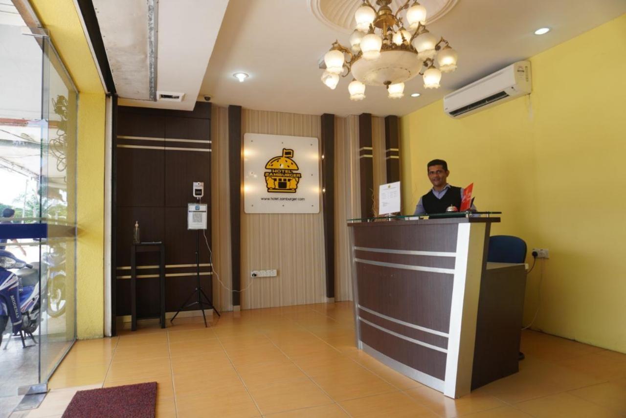 Hotel Zamburger Airport Kota Bharu Bagian luar foto